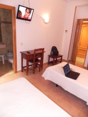 Hostal Ivor Мадрид Екстериор снимка