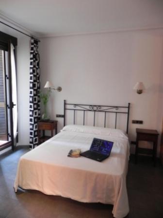 Hostal Ivor Мадрид Екстериор снимка