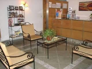 Hostal Ivor Мадрид Екстериор снимка